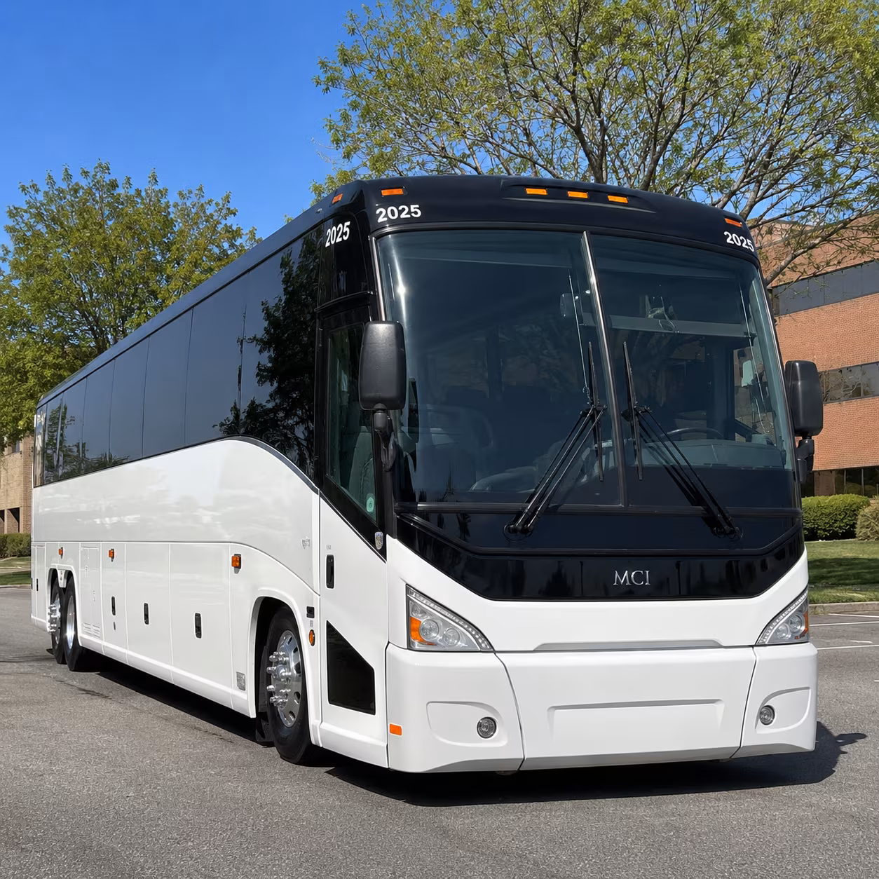 on demand airport transfers to dtw for livonia s executive teams